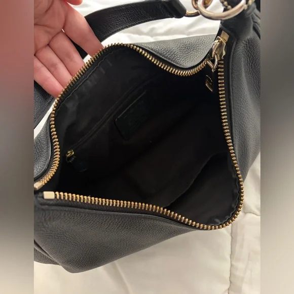 Coach Harley black pebble leather hobo bag - Picture 3 of 6